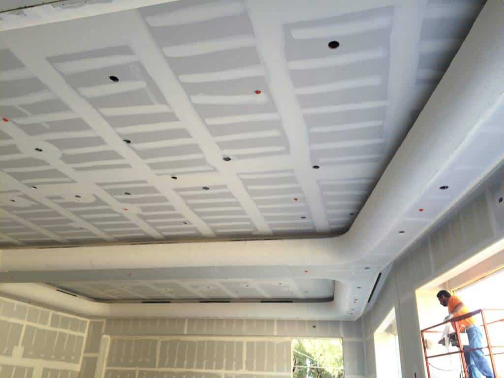 drywall install plaster mudding finishing